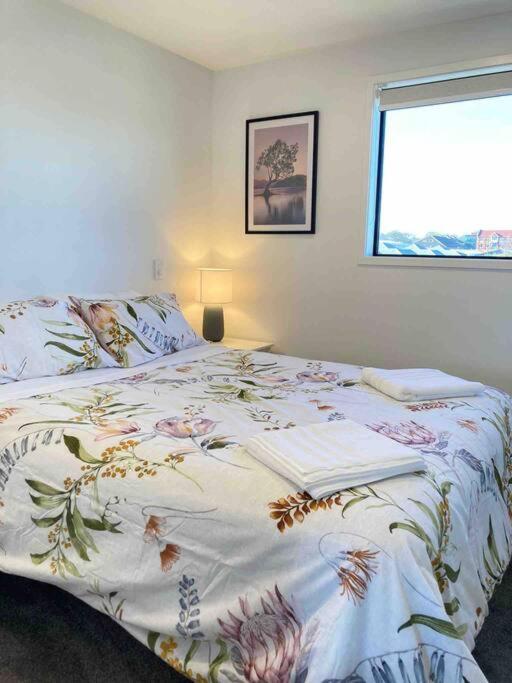 Cheerful 2 Bedroom Townhouse In Addington! كريستتشيرش المظهر الخارجي الصورة